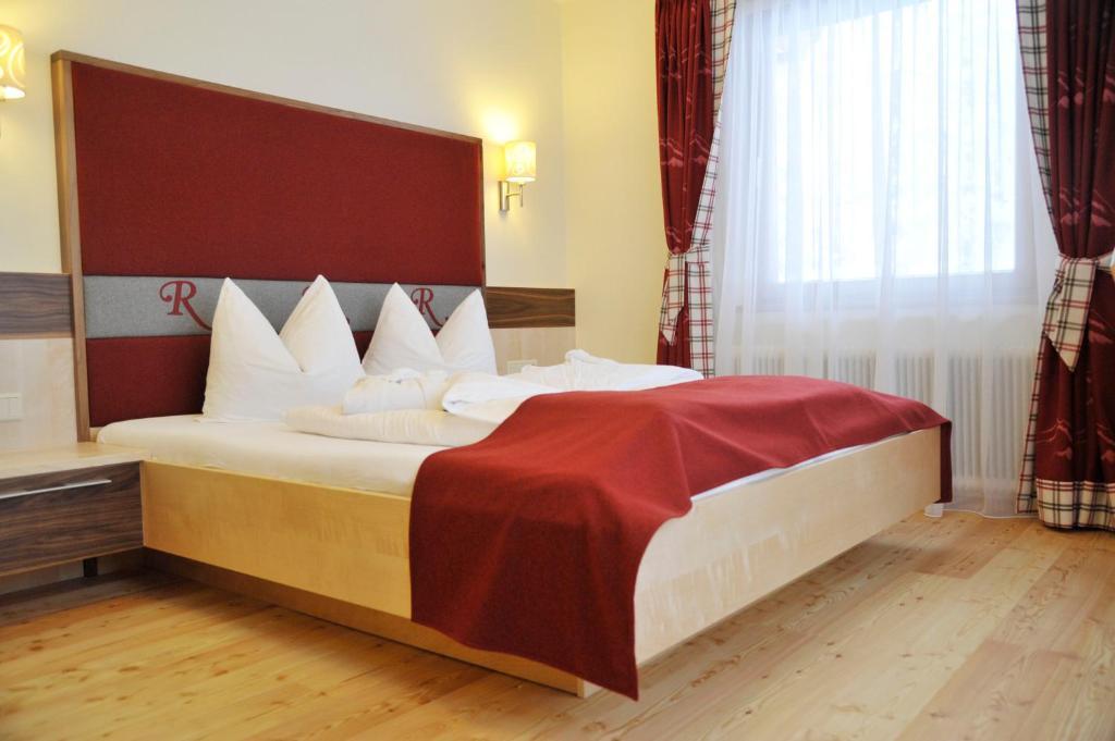Hotel Roesslhof 4*