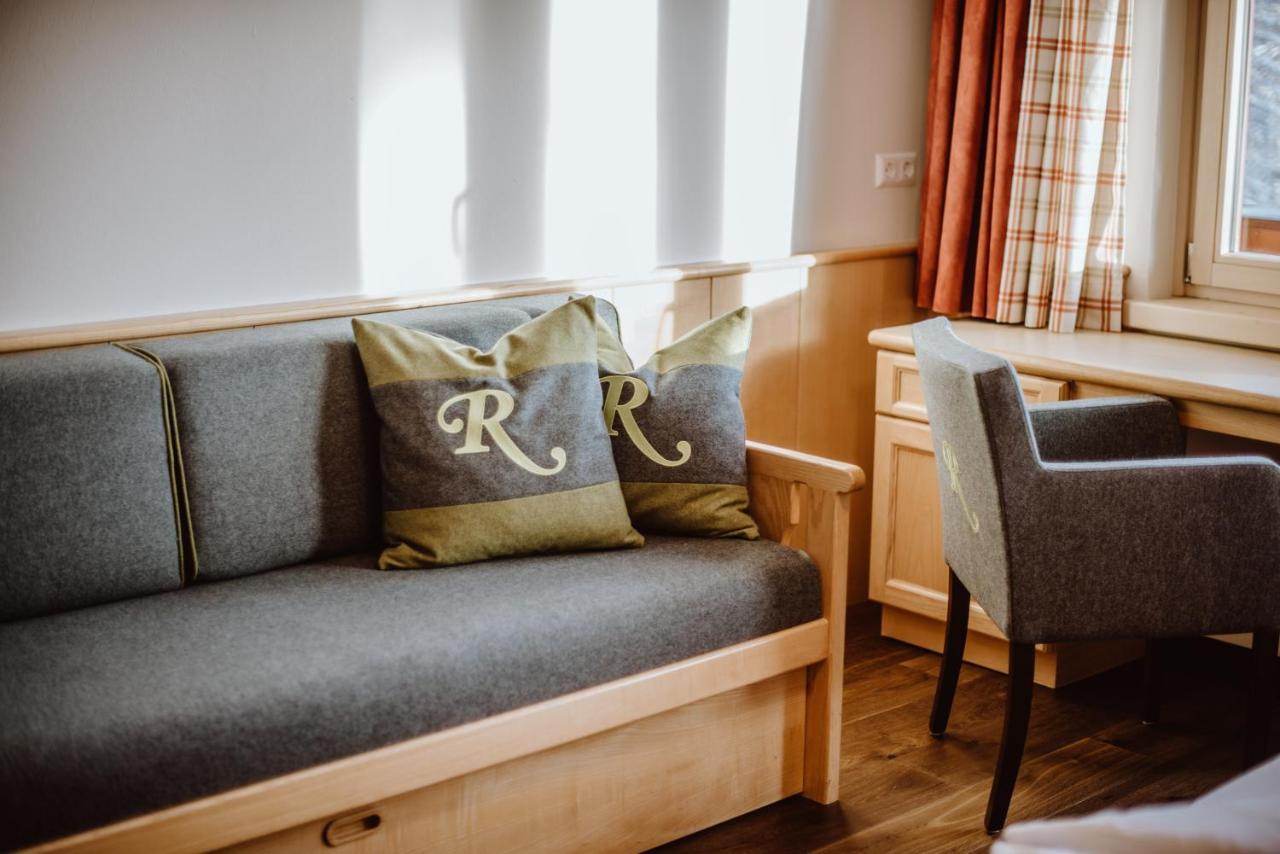 Hotel Roesslhof 4*